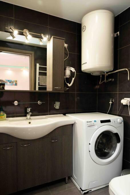 Luxury Studio In Downtown سالونيك المظهر الخارجي الصورة